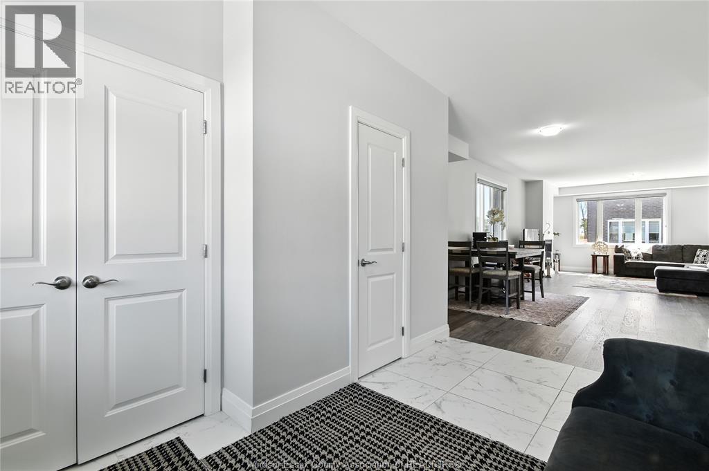 Photo 8 of 4295 John Ross Court, Windsor ON