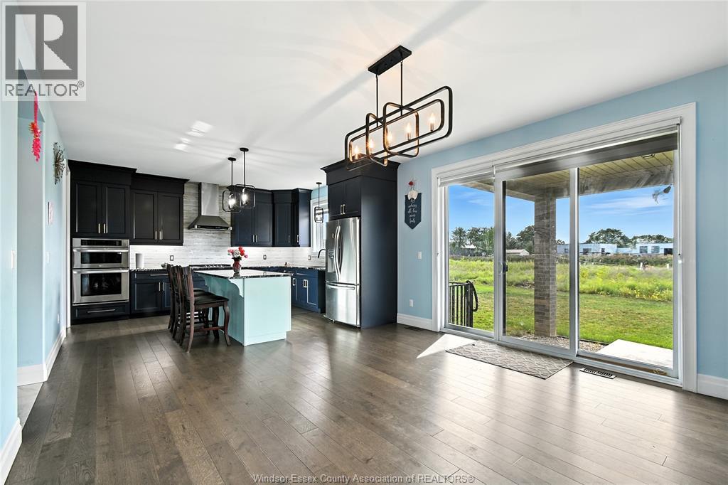 Photo 15 of 518 Veneto Street, Lakeshore ON