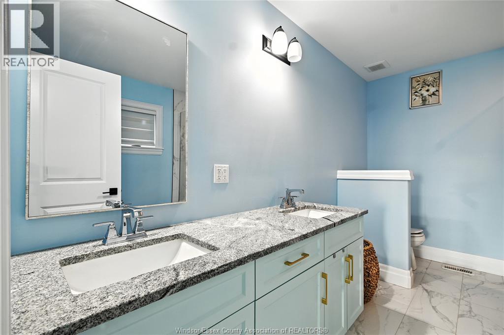 Photo 36 of 518 Veneto Street, Lakeshore ON
