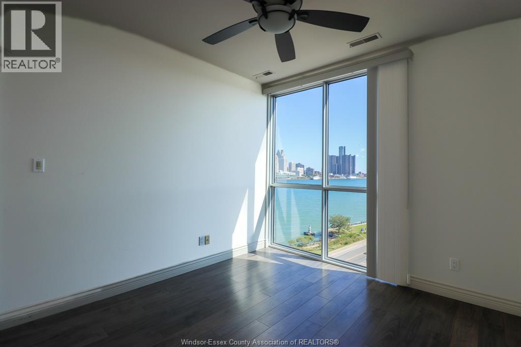 Photo 14 of 1225 Riverside Unit 808, Windsor ON