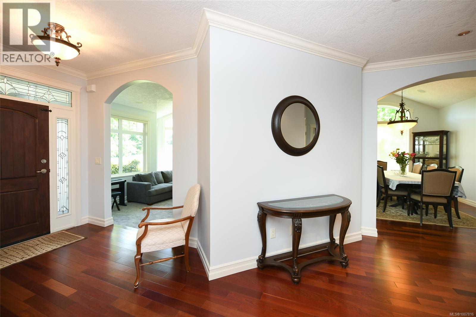 3300 Majestic Dr, Courtenay
