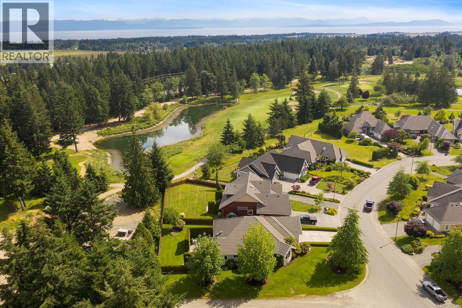 3300 Majestic Dr, Courtenay