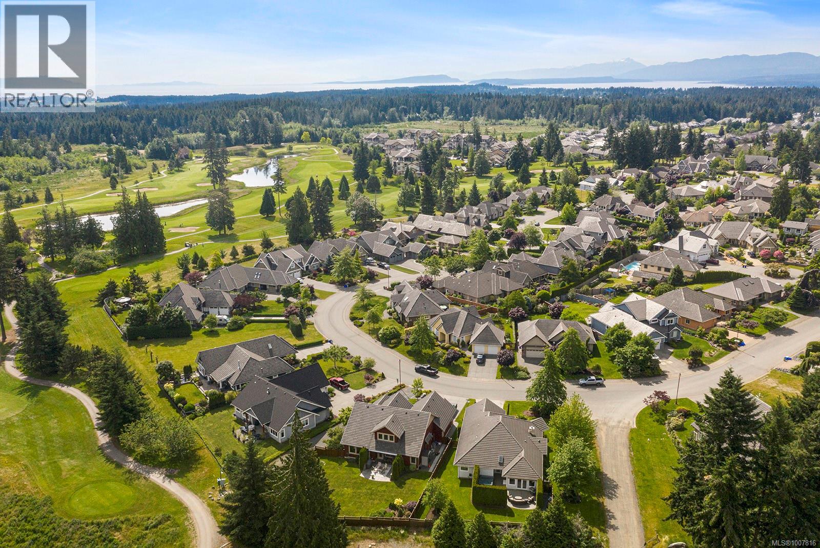 3300 Majestic Dr, Courtenay