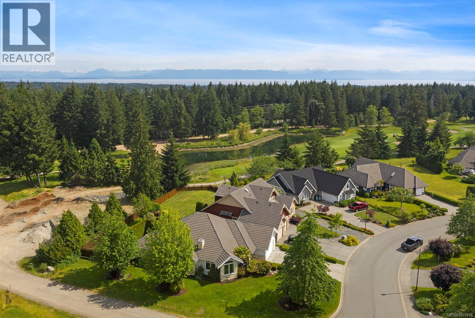 3300 Majestic Dr, Courtenay