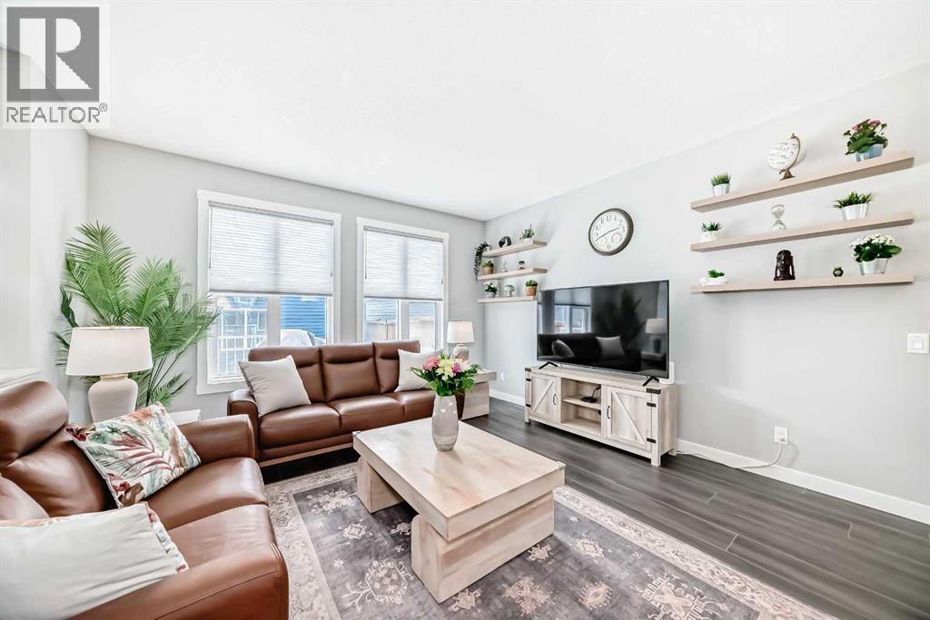 Photo 20 of 1073 Chinook Gate Heath Sw, Airdrie AB