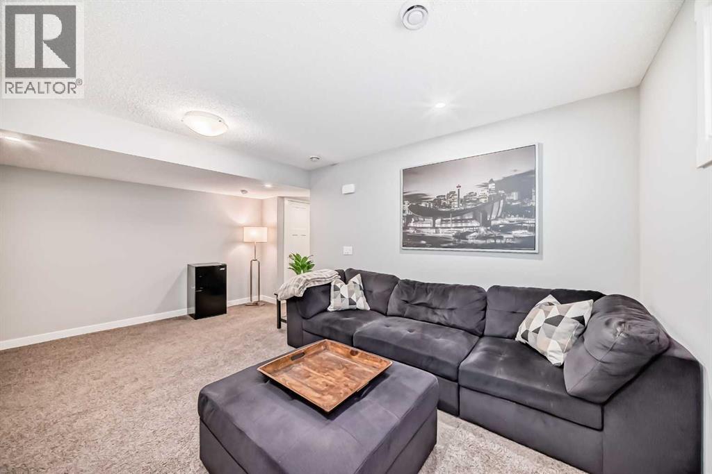 Photo 42 of 1073 Chinook Gate Heath Sw, Airdrie AB