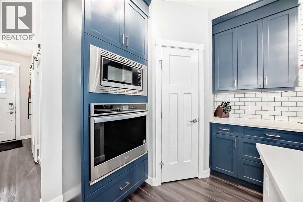 Photo 9 of 1073 Chinook Gate Heath Sw, Airdrie AB