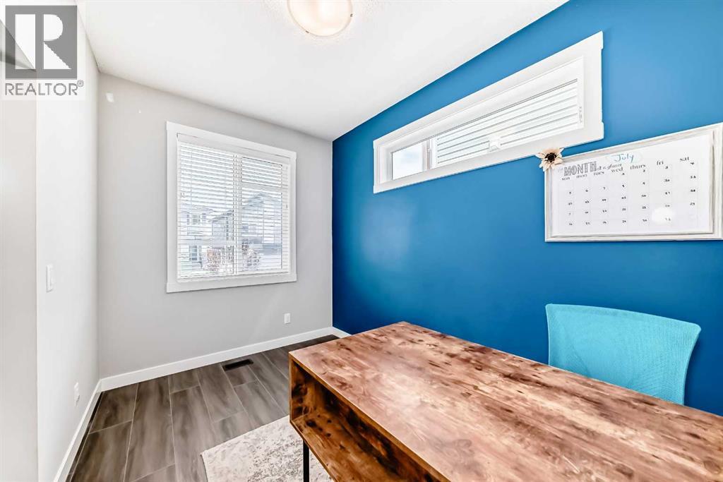 Photo 5 of 1073 Chinook Gate Heath Sw, Airdrie AB