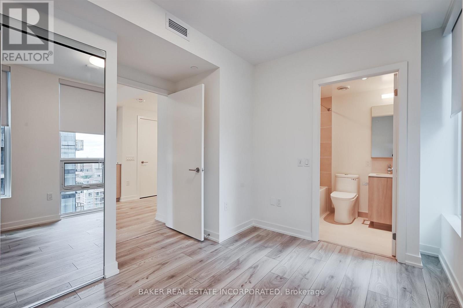 Photo 8 of 702 223 Redpath Avenue, Toronto ON