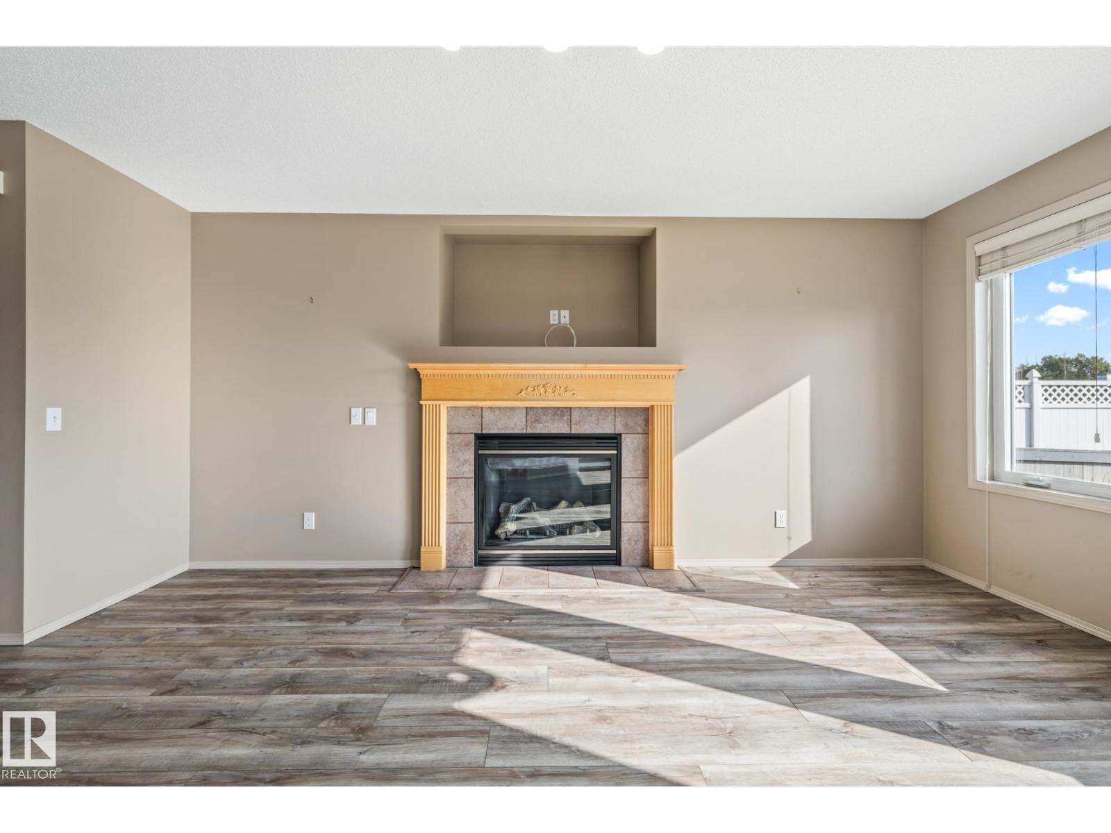 Photo 18 of 5011 190 A St Nw, Edmonton AB