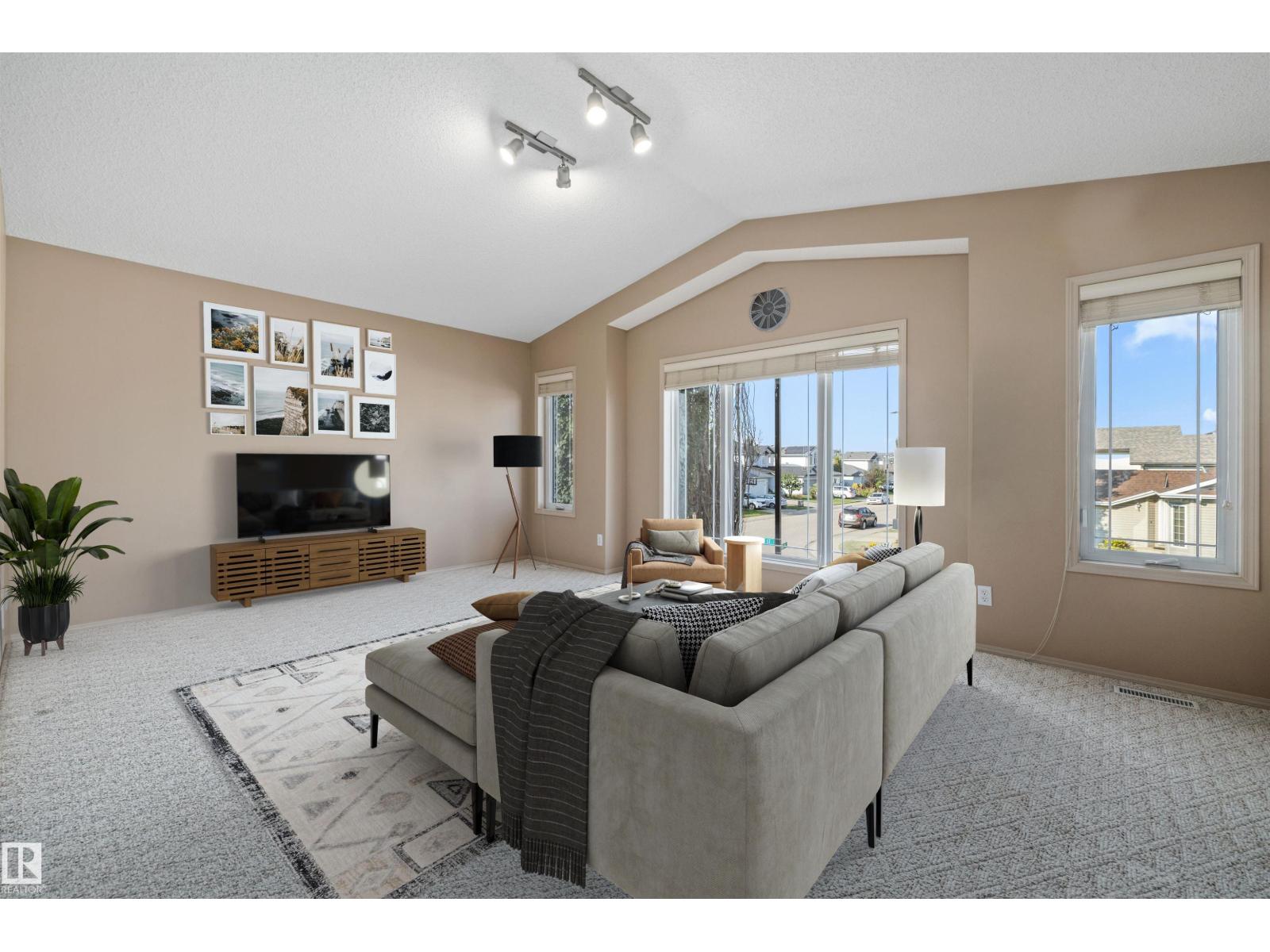 Photo 22 of 5011 190 A St Nw, Edmonton AB