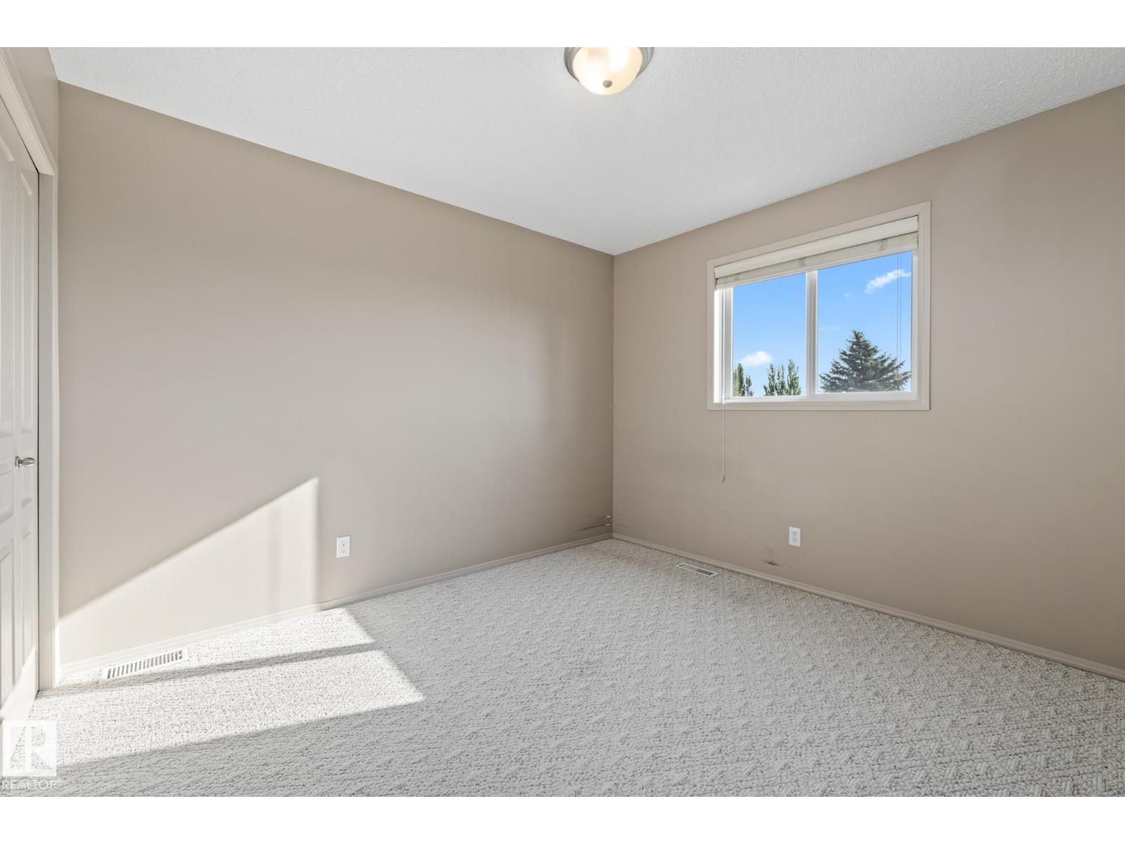 Photo 29 of 5011 190 A St Nw, Edmonton AB