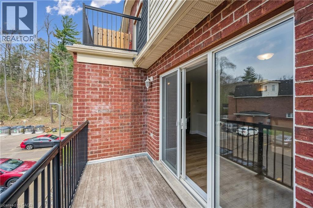 Photo 11 of 45 Cedarhill Crescent Unit 12 D, Kitchener ON