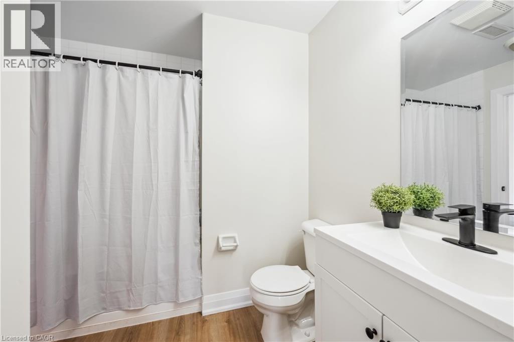 Photo 25 of 45 Cedarhill Crescent Unit 12 D, Kitchener ON