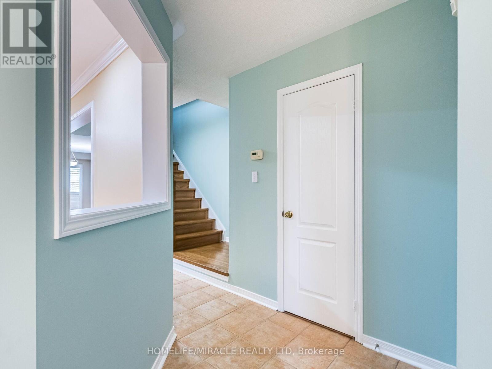 Photo 6 of 55 Native Landing, Brampton ON