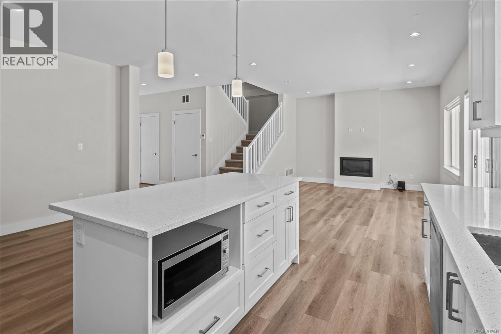  326 Lone Oak Place, Langford