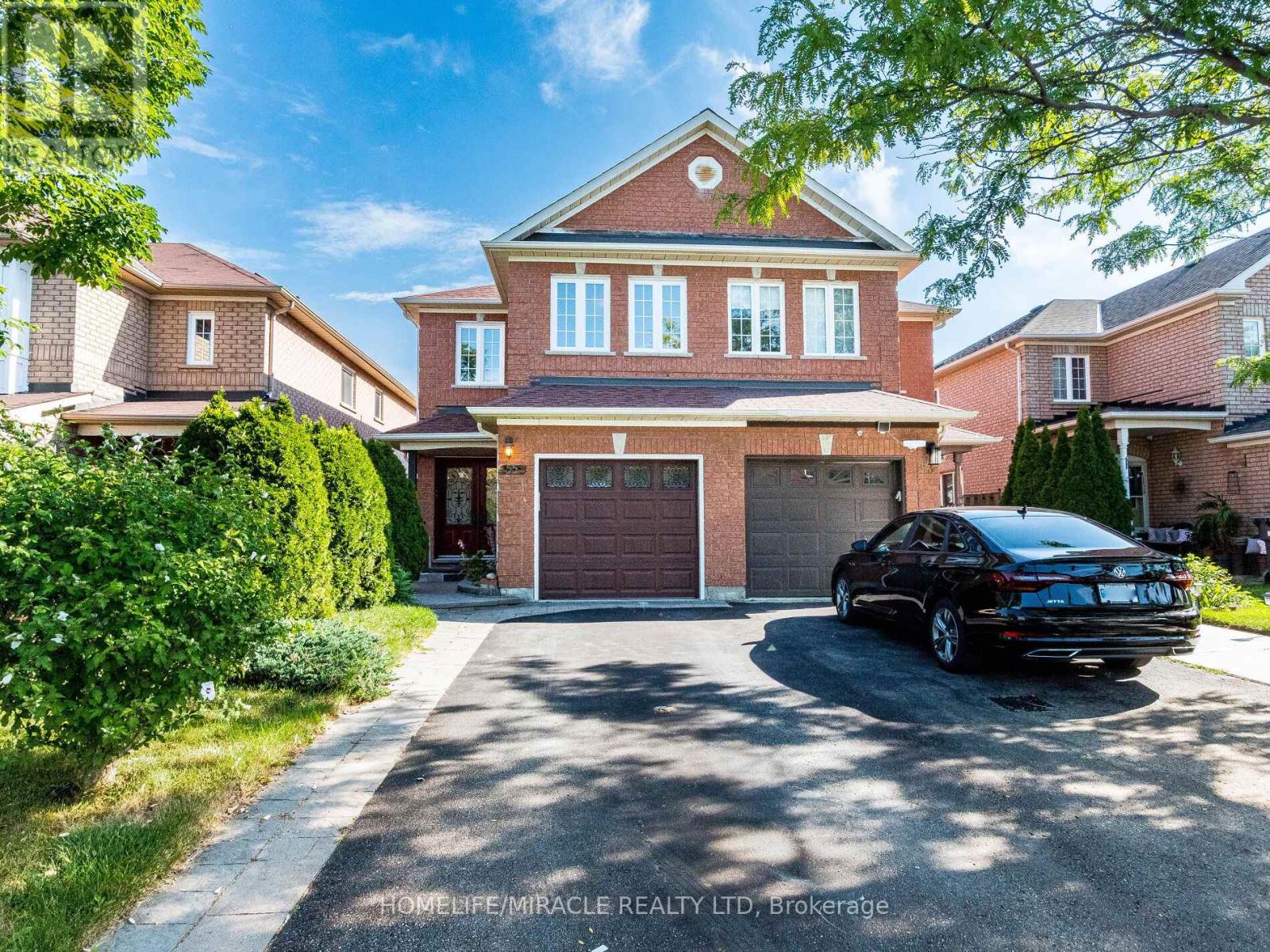 Photo 1 of 55 Native Landing, Brampton ON