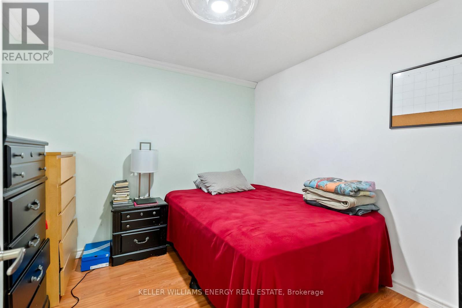 Photo 13 of 110 Littleleaf Drive, Toronto ON