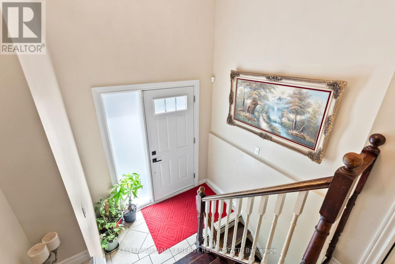 Photo 2 of 110 Littleleaf Drive, Toronto ON