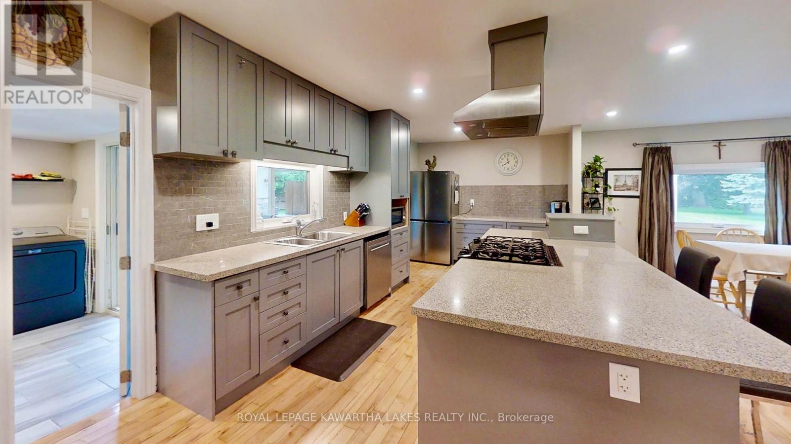 Photo 17 of 69 Seventh Street, Brock ON