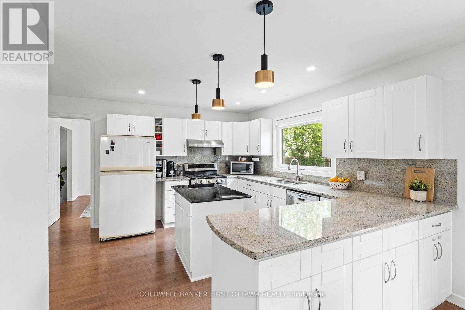 Photo 14 of 2722 Wyldewood Street, Ottawa ON