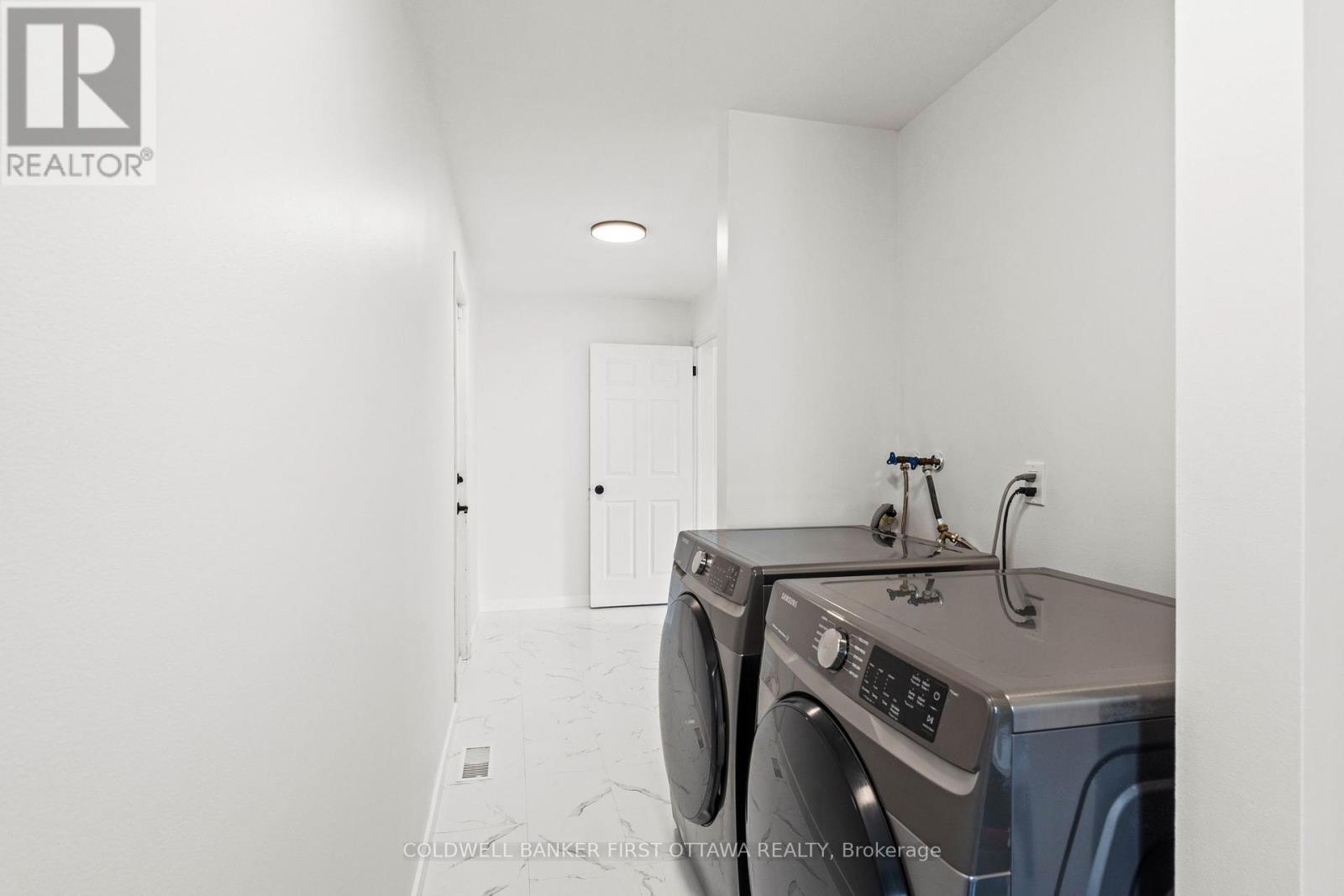 Photo 20 of 2722 Wyldewood Street, Ottawa ON