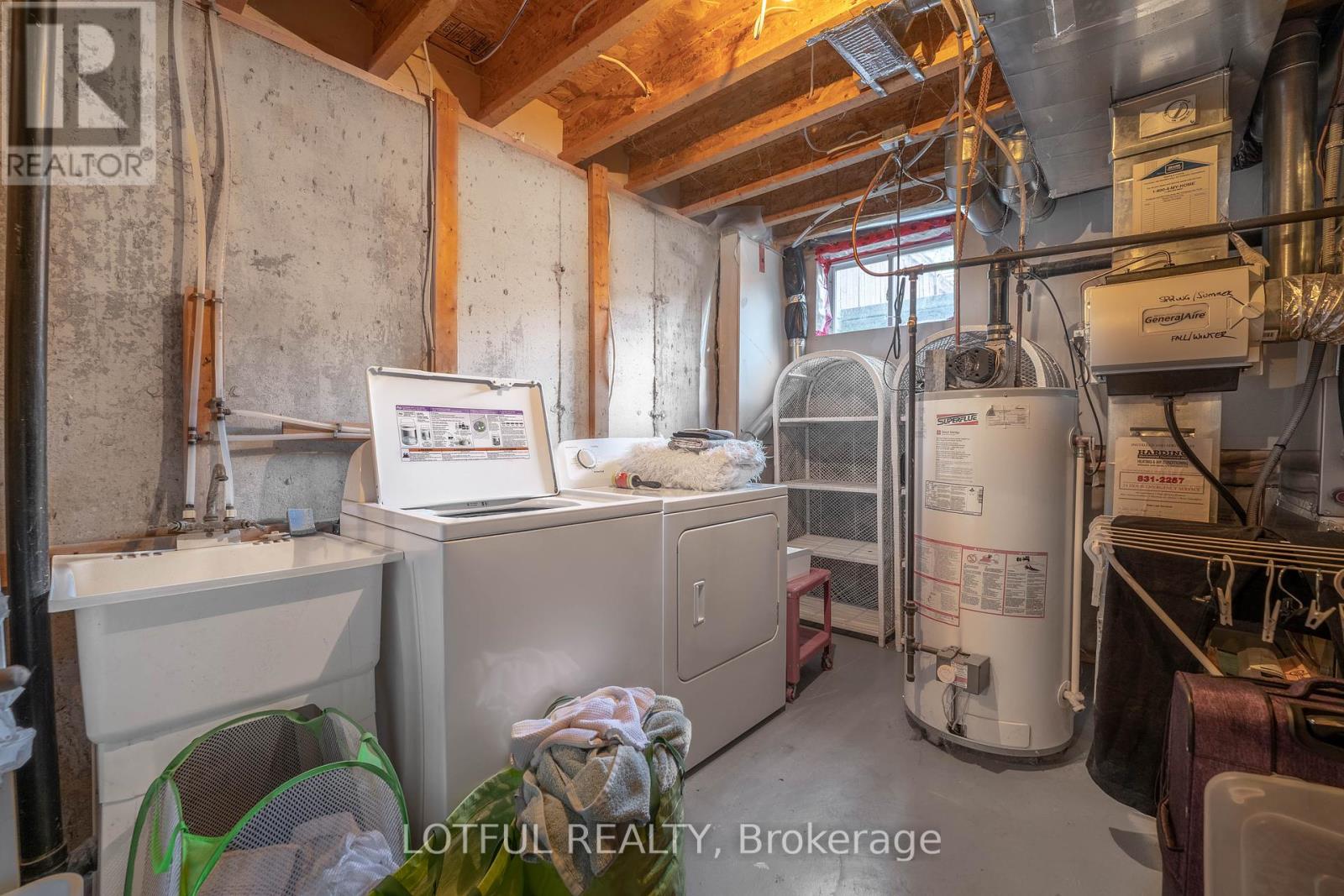 Photo 19 of 515 Burleigh Private, Ottawa ON