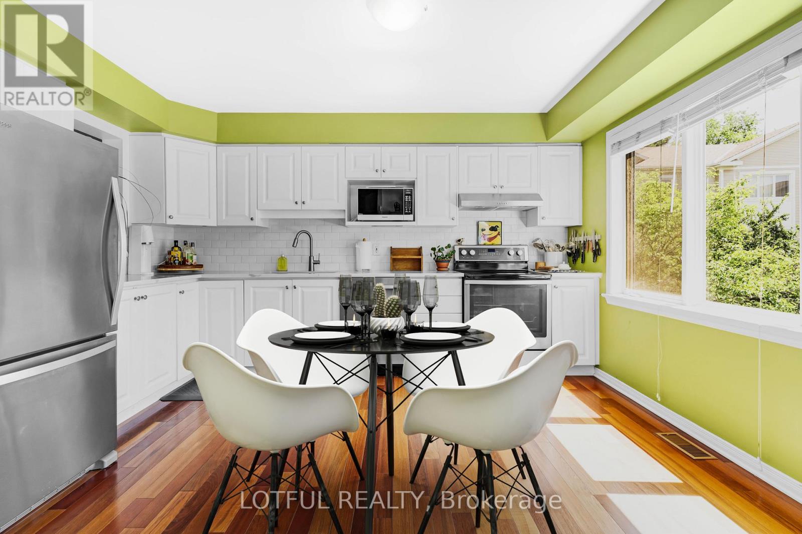 Photo 6 of 515 Burleigh Private, Ottawa ON