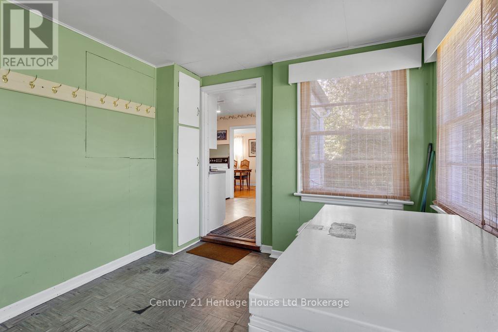 Photo 11 of 10 Parkside Drive, Tillsonburg ON
