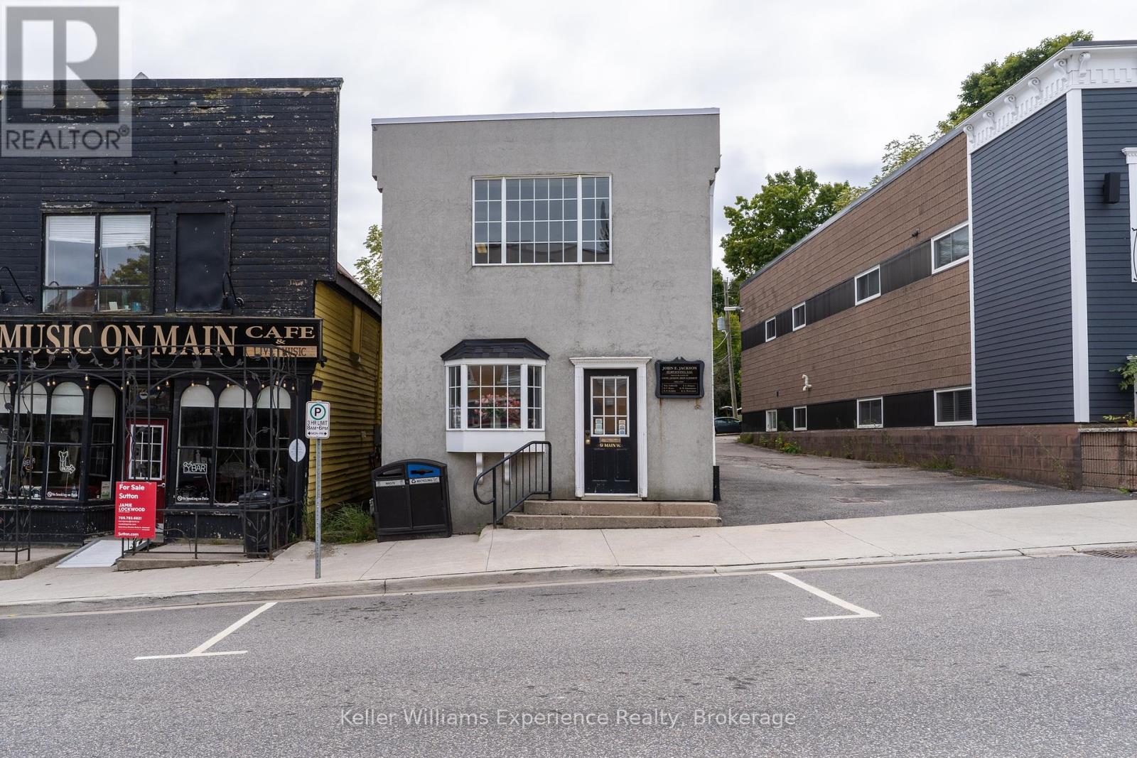 Photo 1 of 9 Main Street W, Huntsville ON