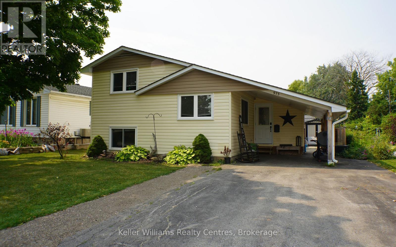 Photo 1 of 973 15th St A E, Owen Sound ON