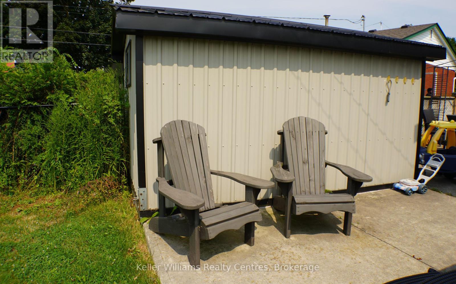 Photo 43 of 973 15th St A E, Owen Sound ON