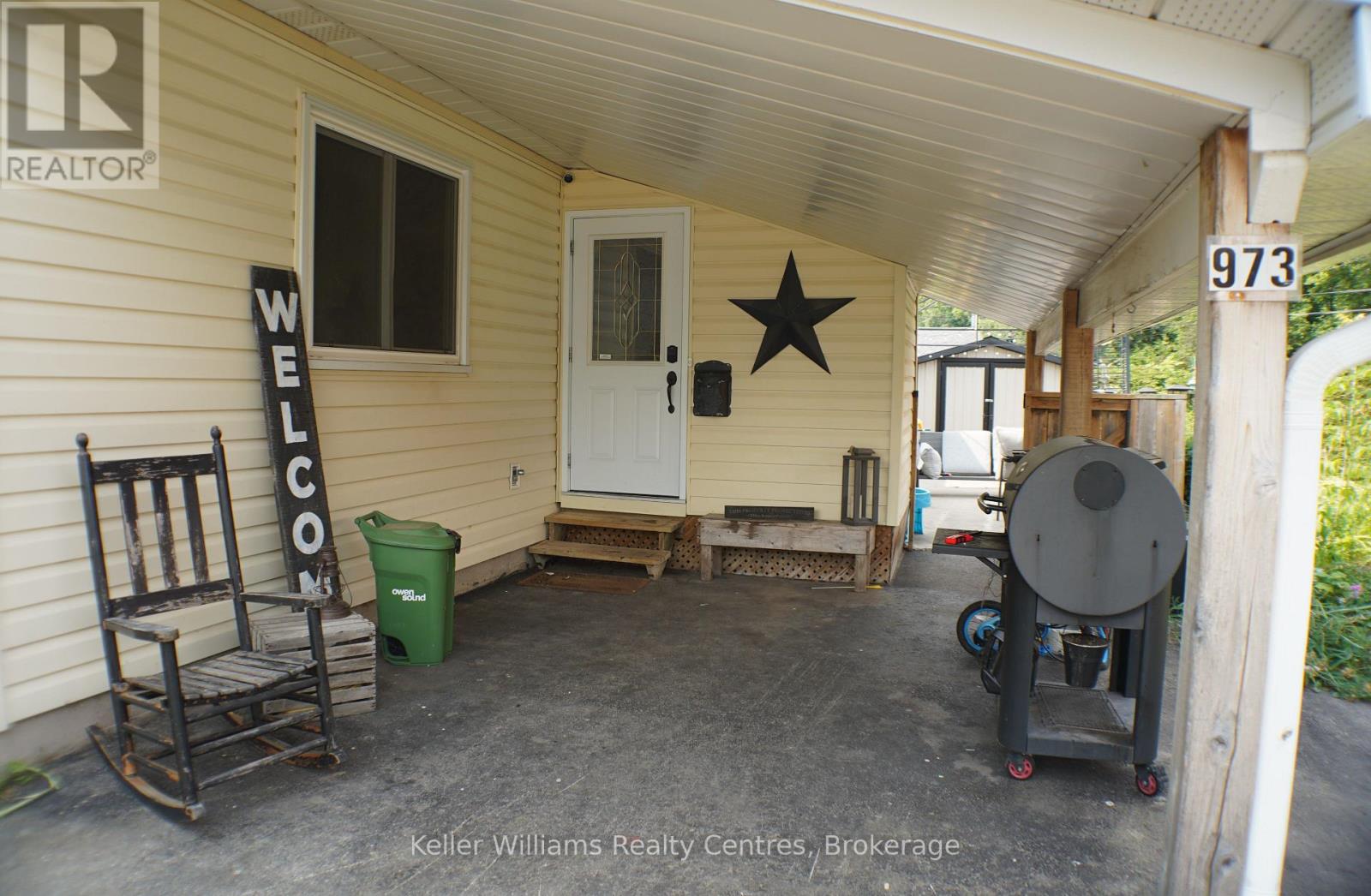 Photo 8 of 973 15th St A E, Owen Sound ON