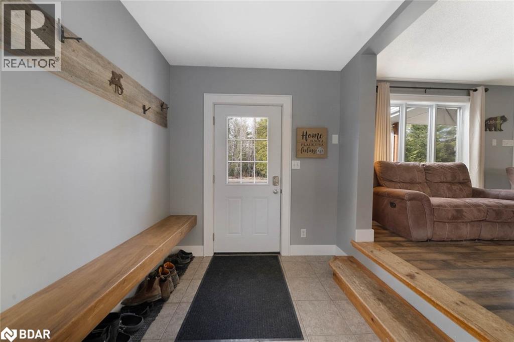 Photo 5 of 115 Mccans Rd, Seguin ON