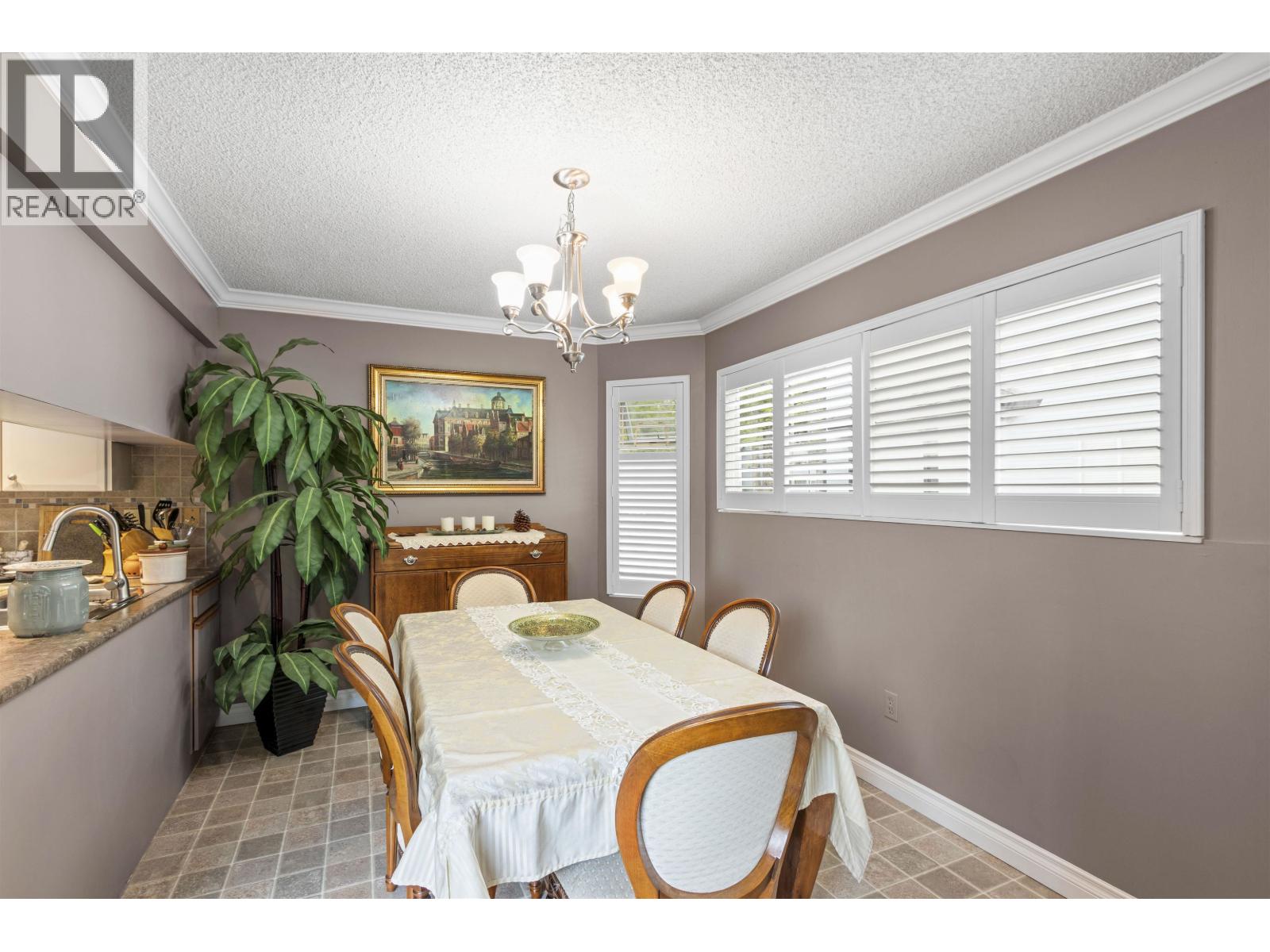 Photo 11 of 64 1195 Falcon Drive, Coquitlam BC