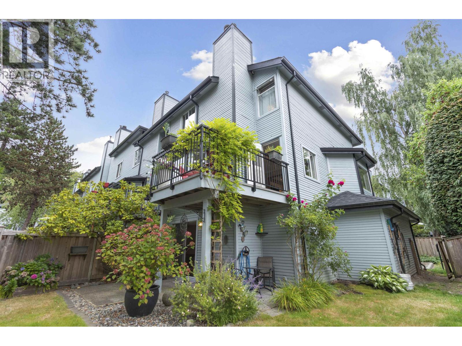 Photo 28 of 64 1195 Falcon Drive, Coquitlam BC