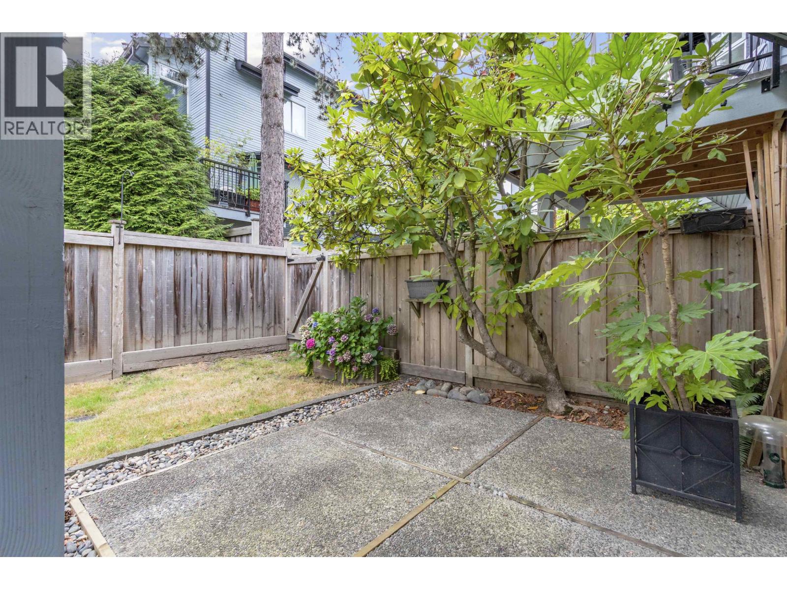 Photo 31 of 64 1195 Falcon Drive, Coquitlam BC