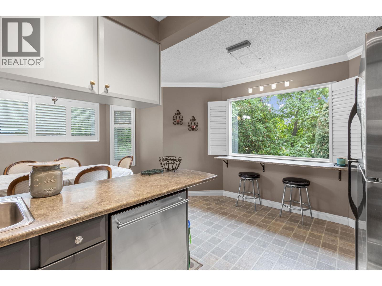 Photo 8 of 64 1195 Falcon Drive, Coquitlam BC
