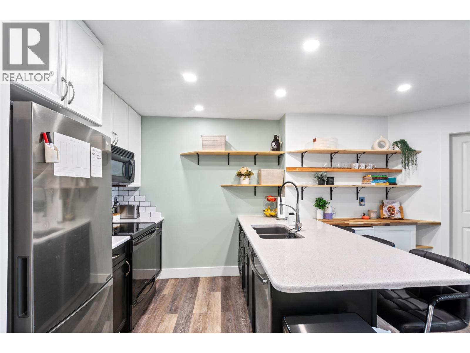 256 HASTINGS Avenue Unit# 309, Penticton