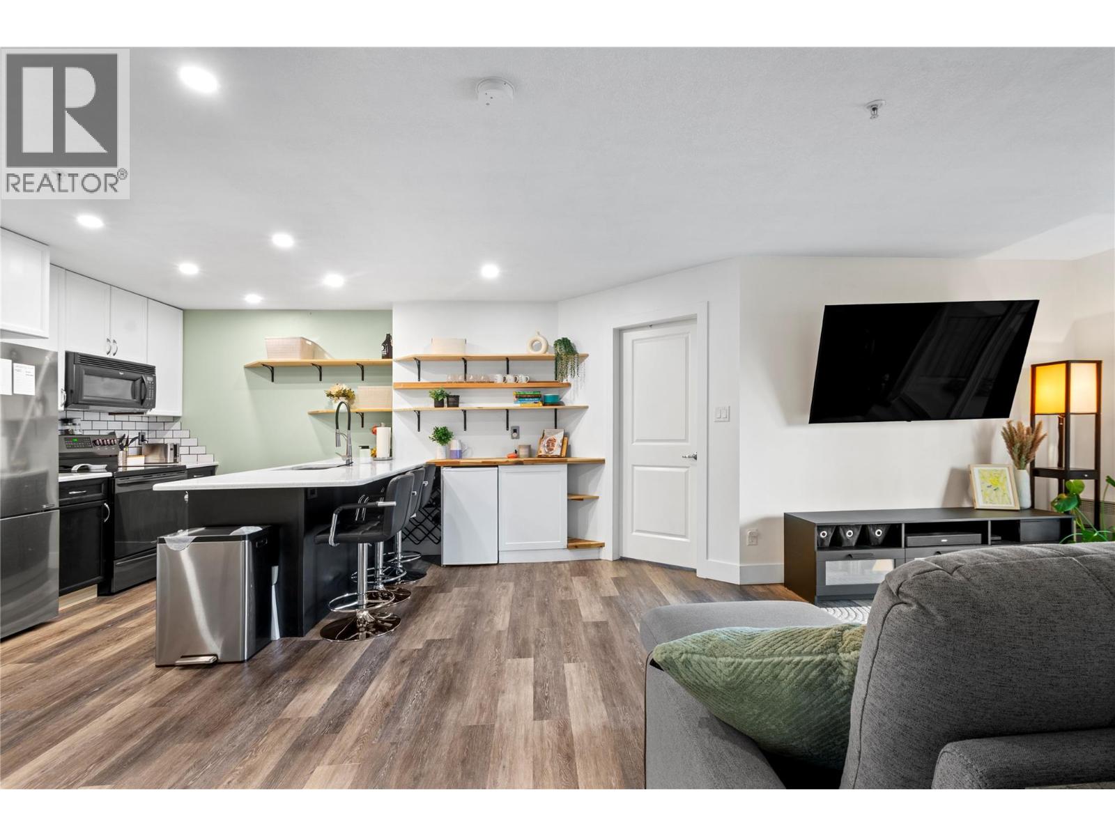 256 HASTINGS Avenue Unit# 309, Penticton
