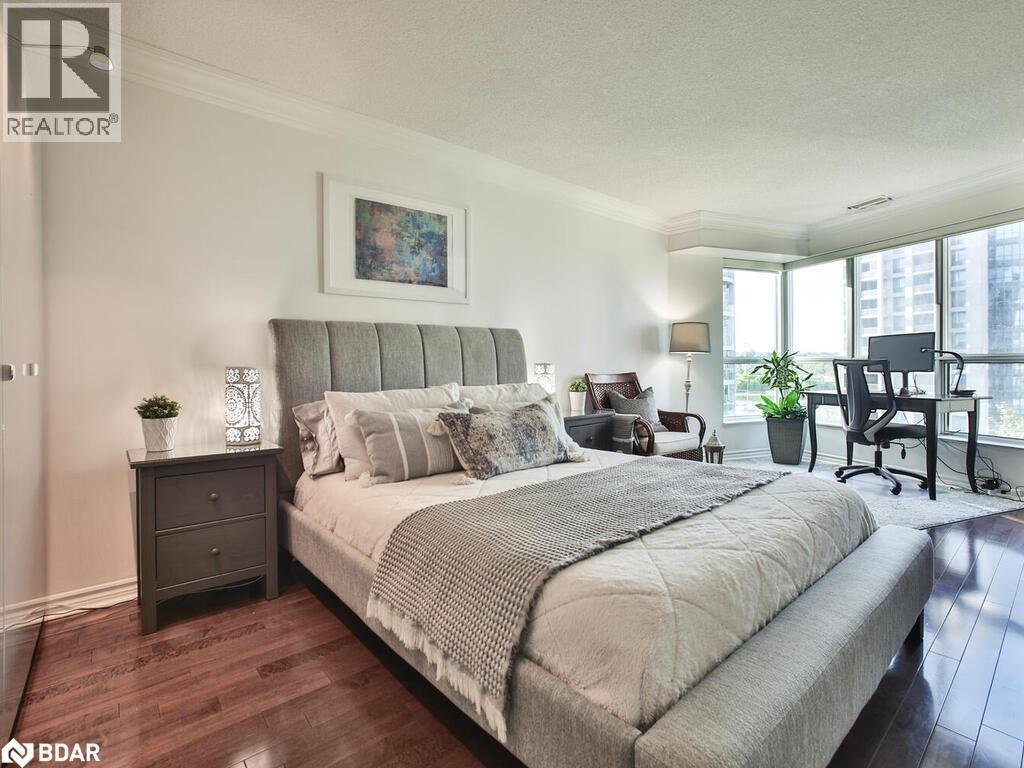 Photo 17 of 2111 Lake Shore Boulevard W Unit 719, Toronto ON