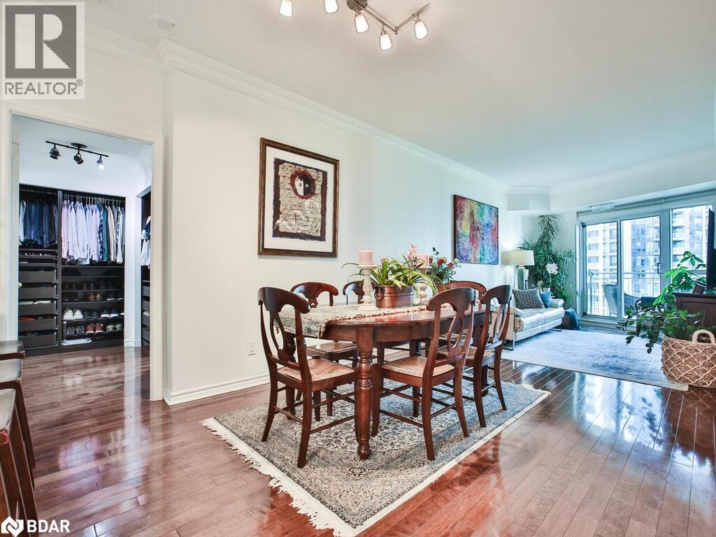 Photo 12 of 2111 Lake Shore Boulevard W Unit 719, Toronto ON