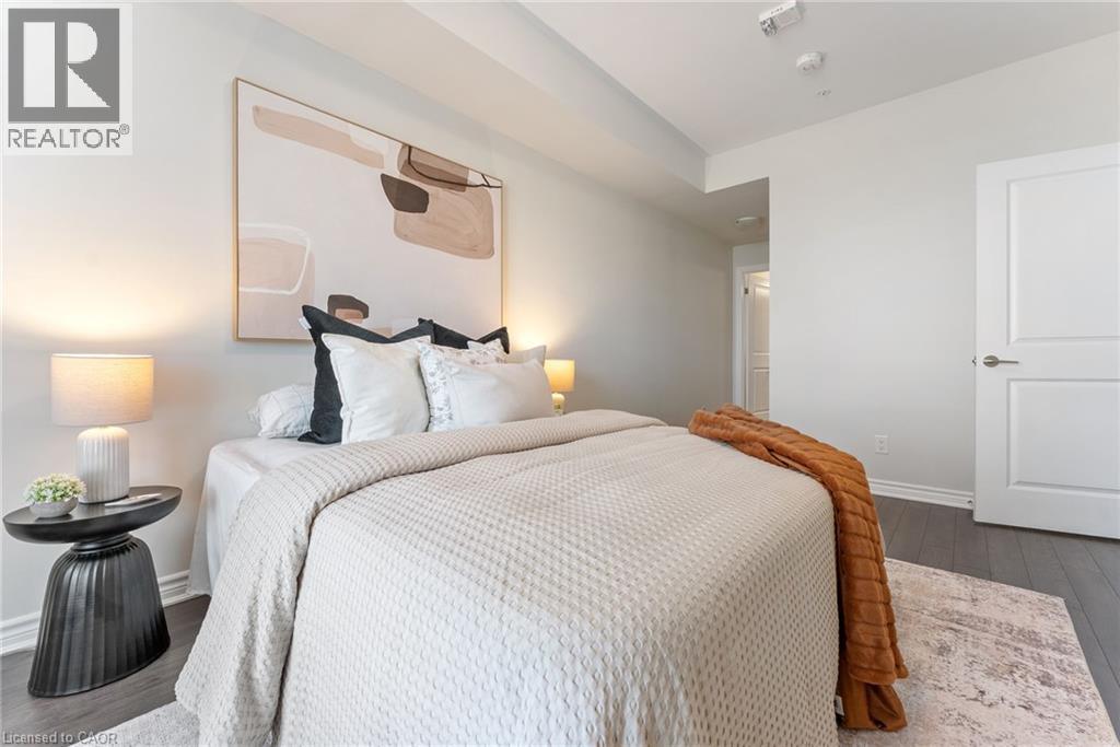 Photo 20 of 150 Oak Park Boulevard Unit 315, Oakville ON