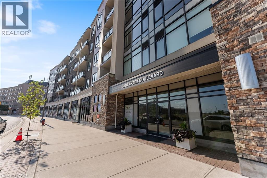 Photo 8 of 150 Oak Park Boulevard Unit 315, Oakville ON