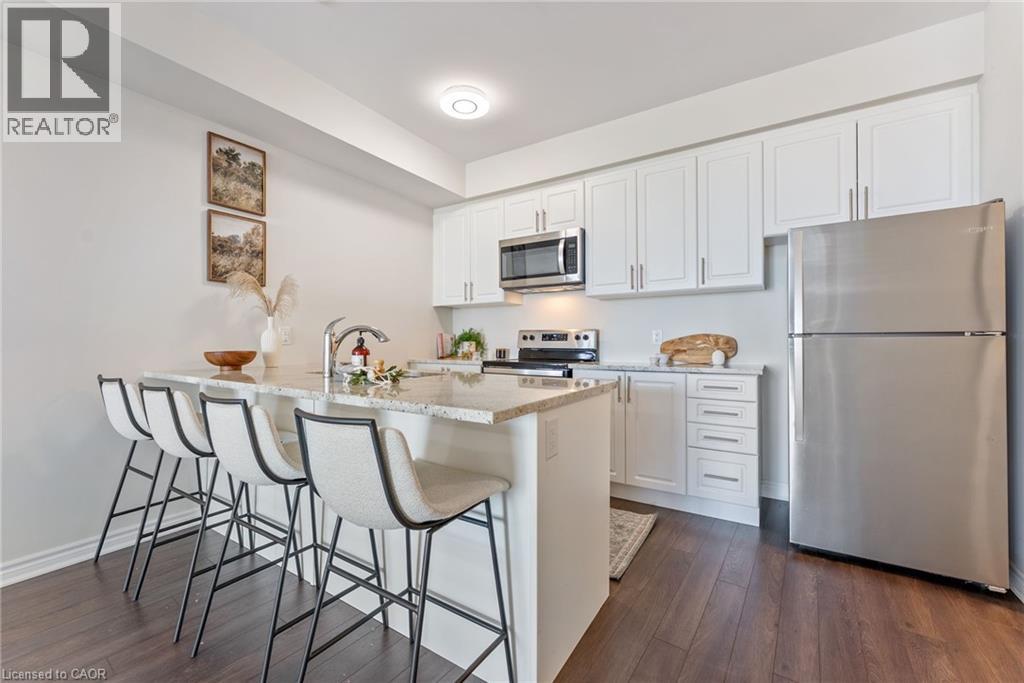 Photo 10 of 150 Oak Park Boulevard Unit 315, Oakville ON