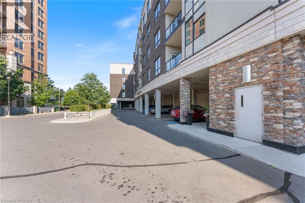 Photo 27 of 150 Oak Park Boulevard Unit 315, Oakville ON
