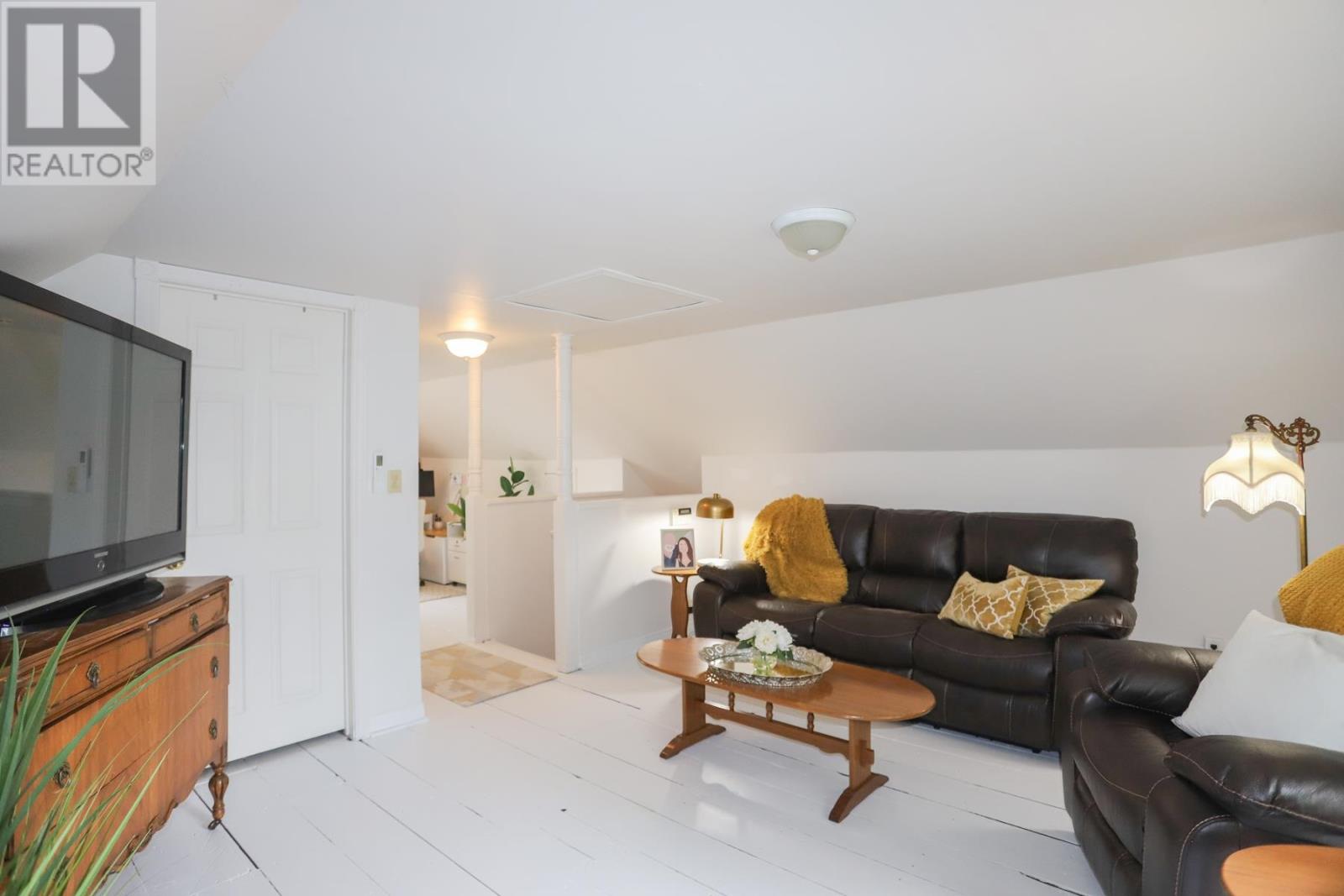 Photo 28 of 192 Simpson St, Sault Ste Marie ON