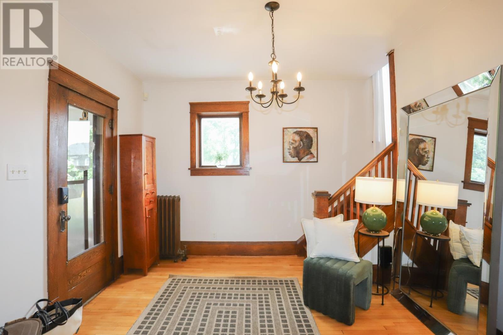 Photo 5 of 192 Simpson St, Sault Ste Marie ON