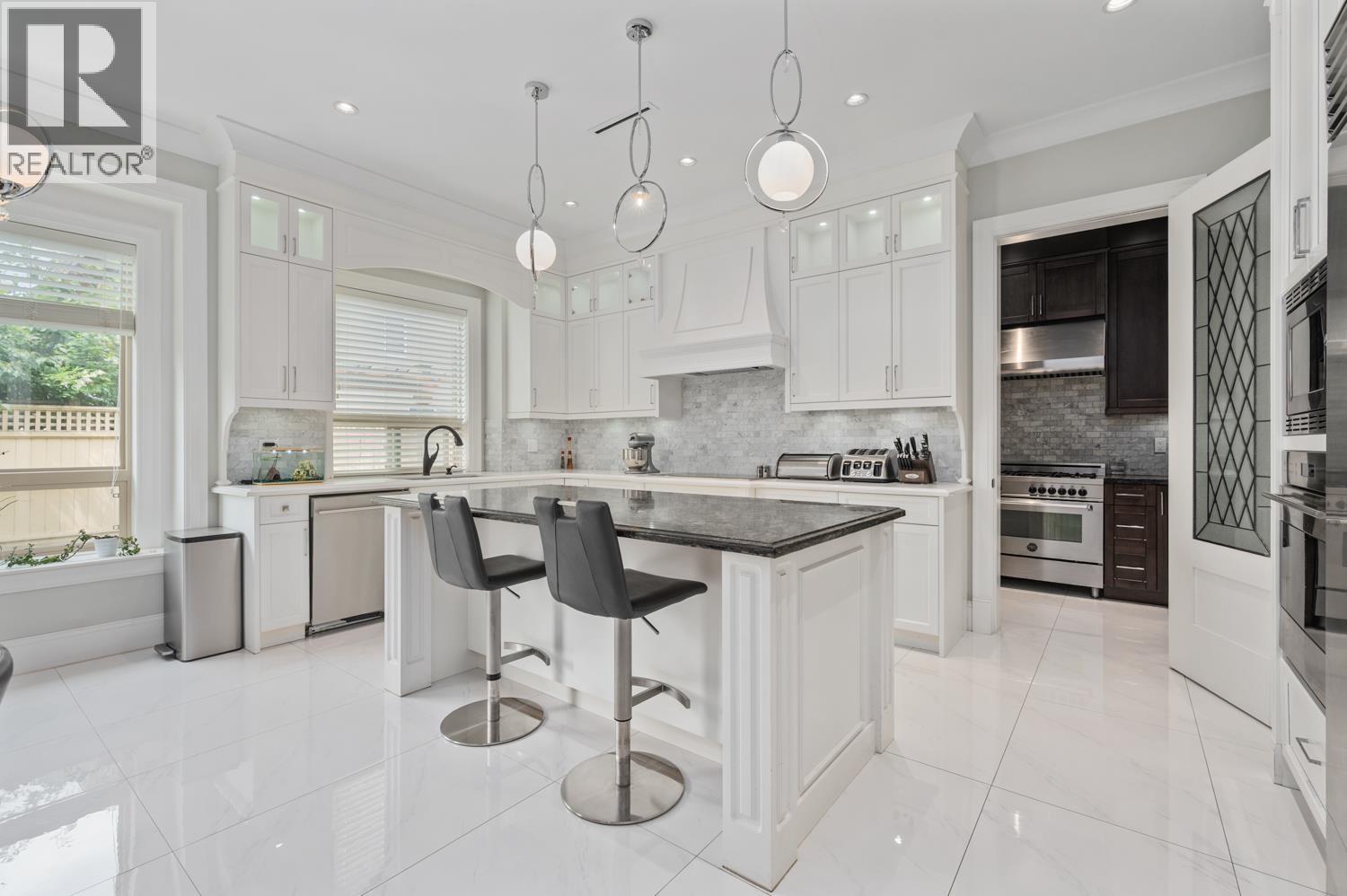Photo 15 of 9531 Gilbert Crescent, Richmond BC