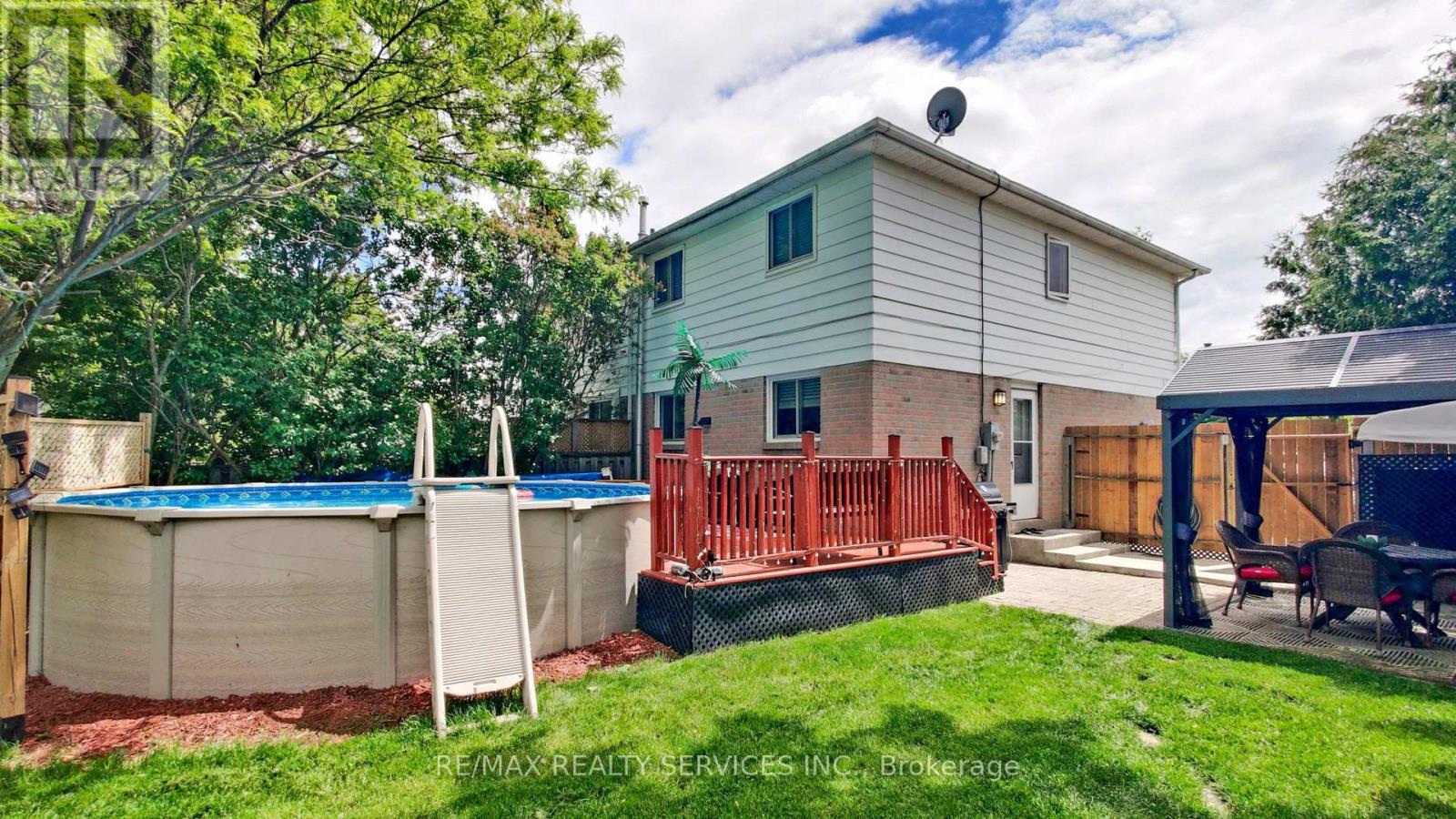 Photo 40 of 22 Glengrove Court, Brampton ON